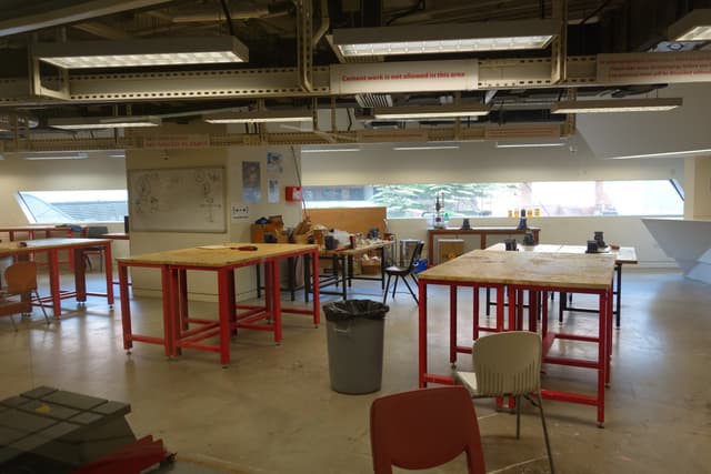 Чиста индустриална зона